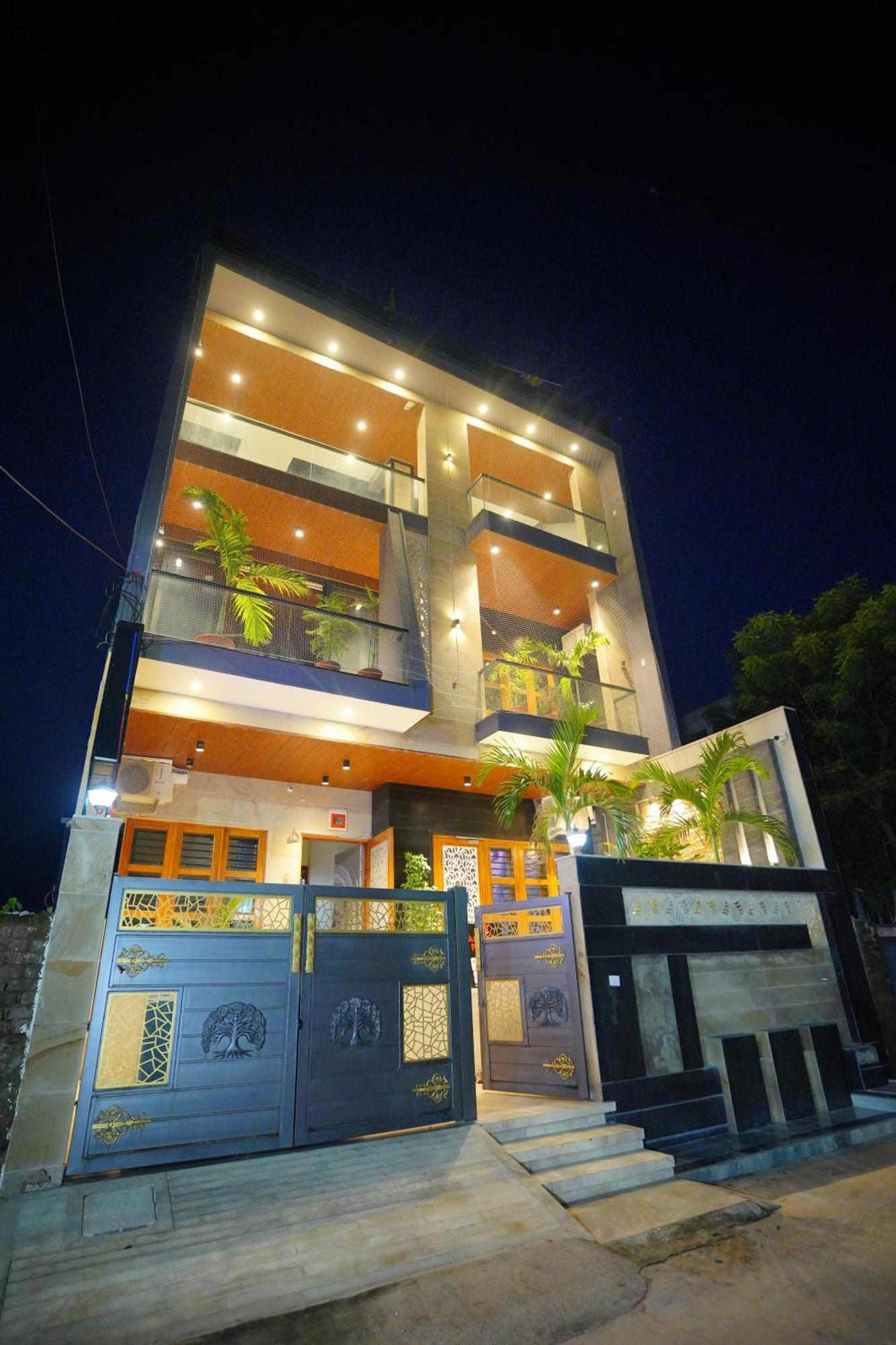 Ringas Amritam Palace A Luxury Ac Home Stay מראה חיצוני תמונה