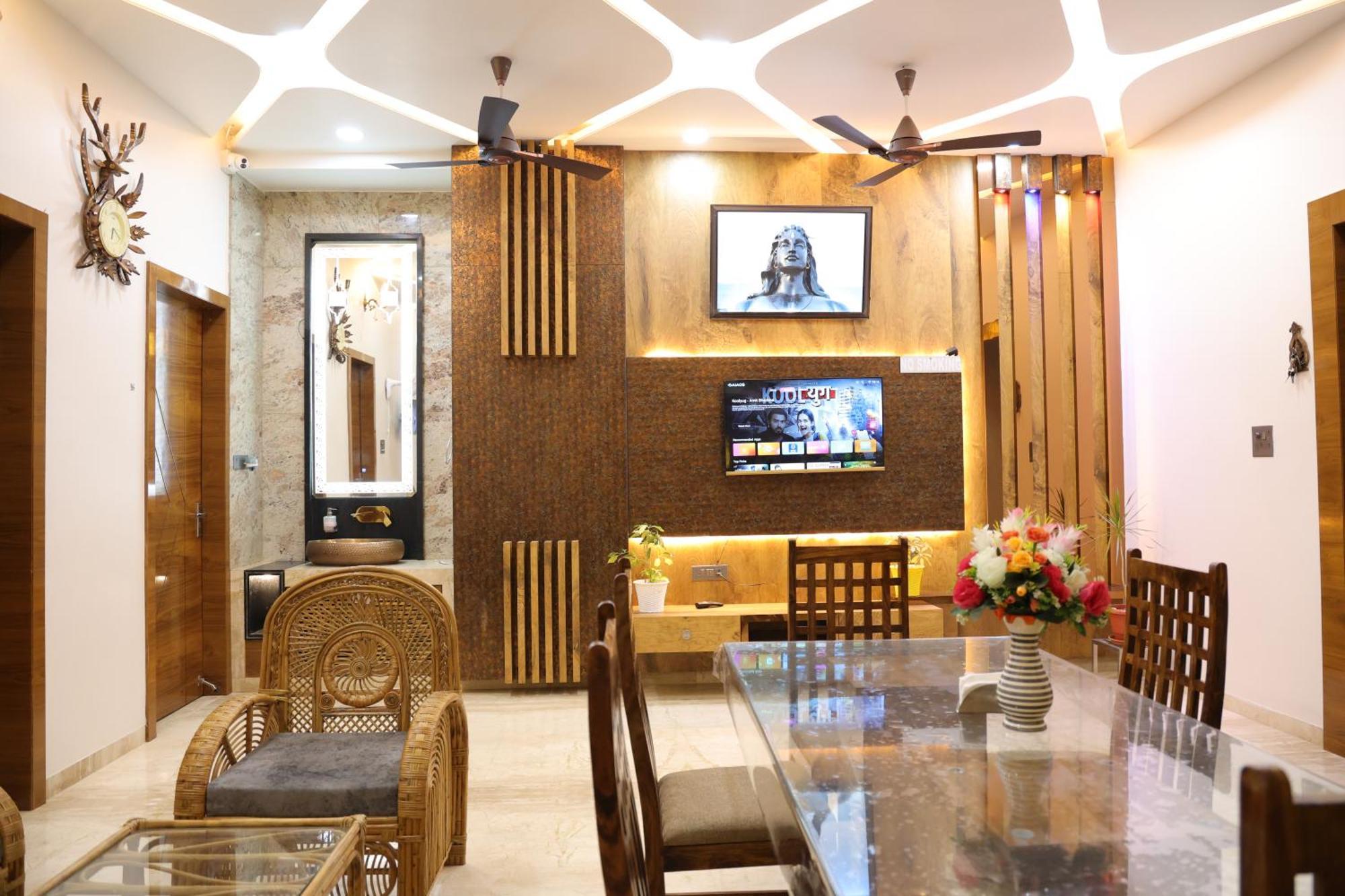 Ringas Amritam Palace A Luxury Ac Home Stay מראה חיצוני תמונה