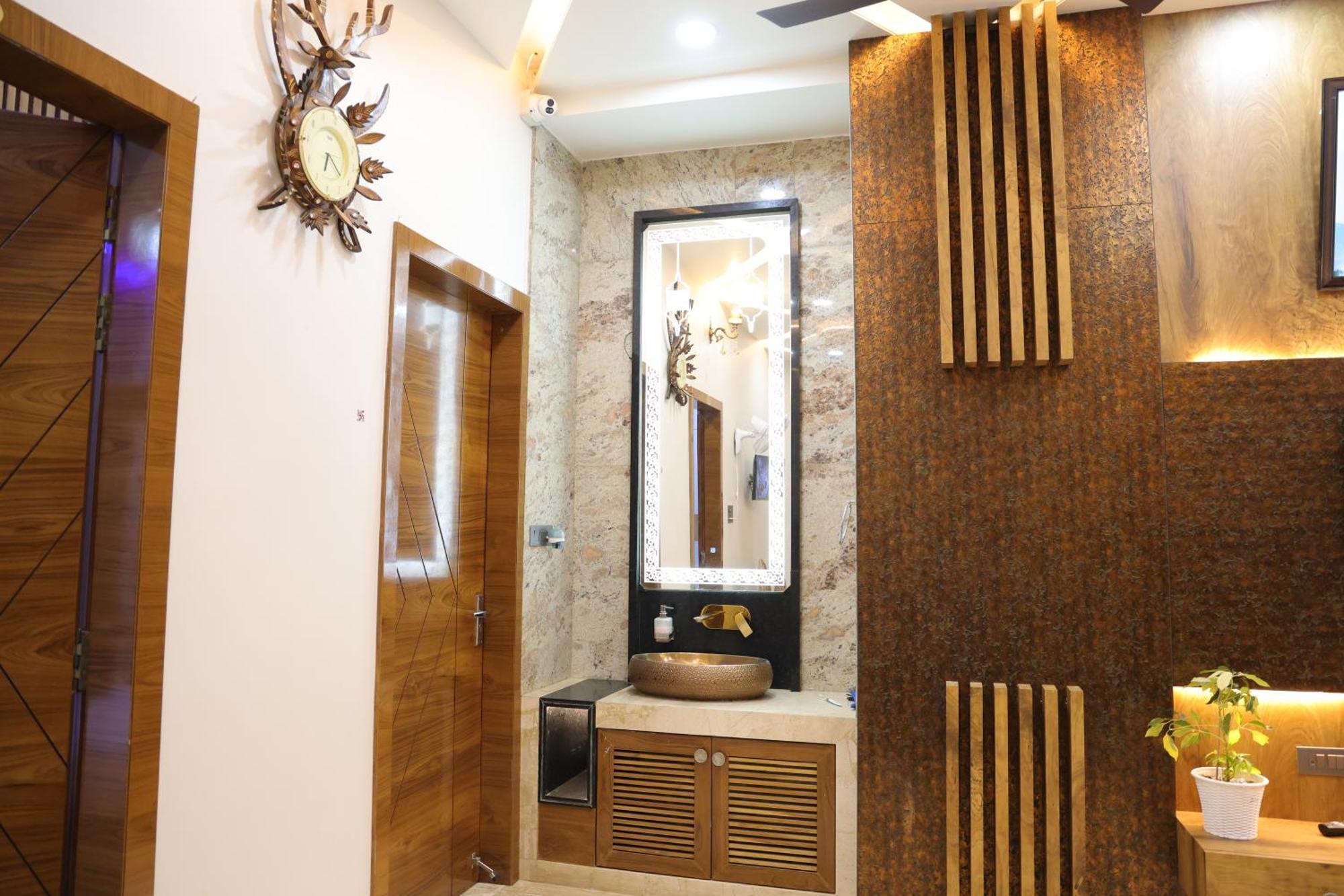 Ringas Amritam Palace A Luxury Ac Home Stay מראה חיצוני תמונה