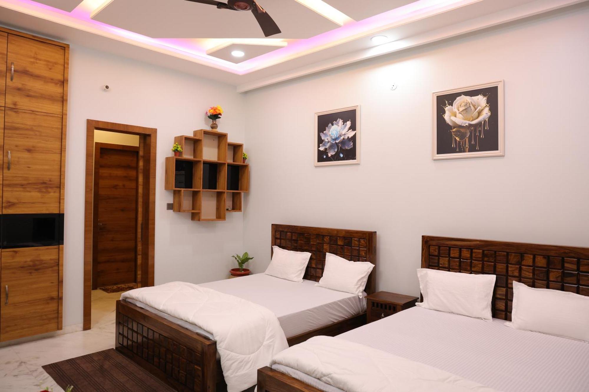 Ringas Amritam Palace A Luxury Ac Home Stay מראה חיצוני תמונה