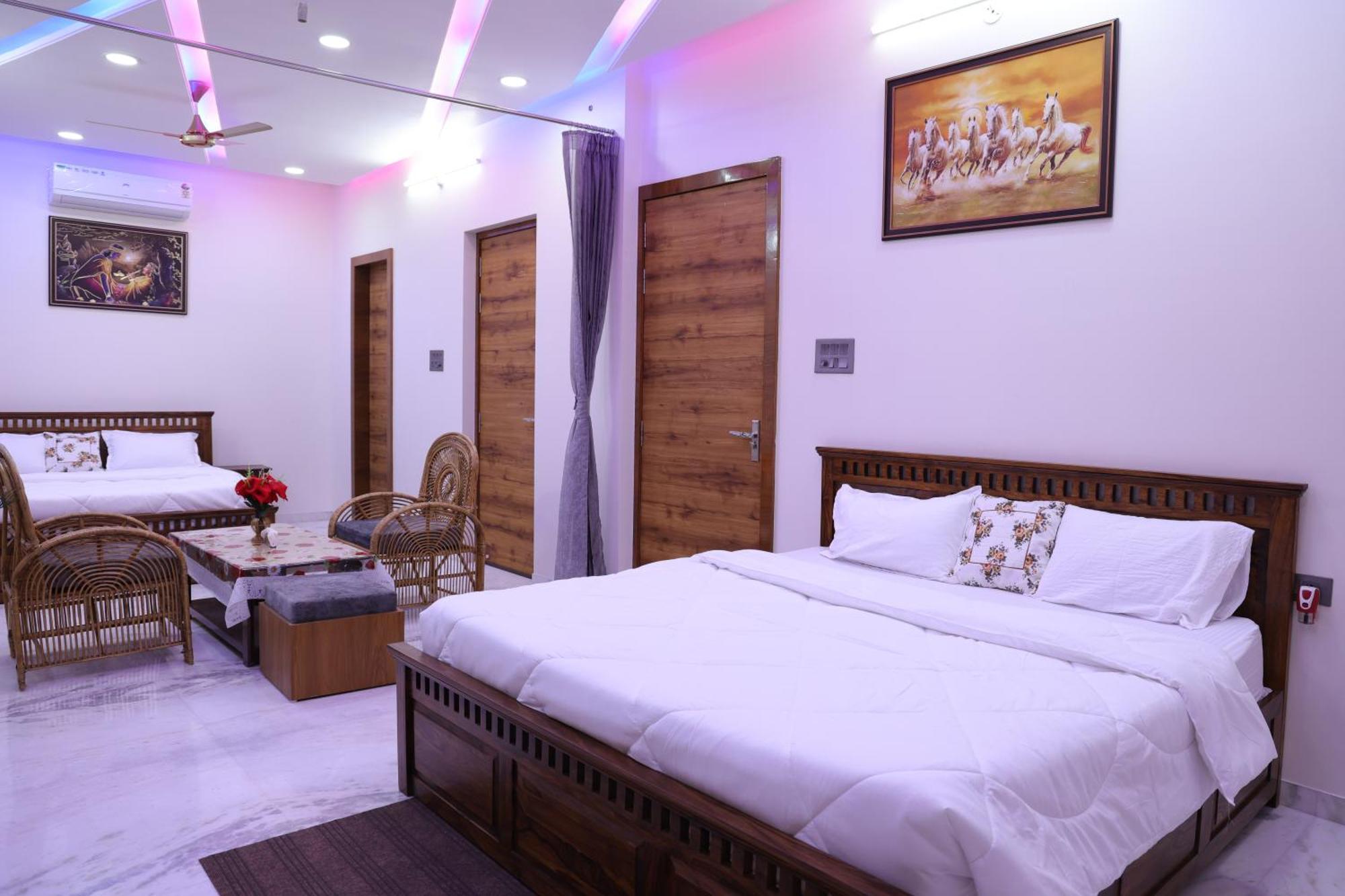 Ringas Amritam Palace A Luxury Ac Home Stay מראה חיצוני תמונה