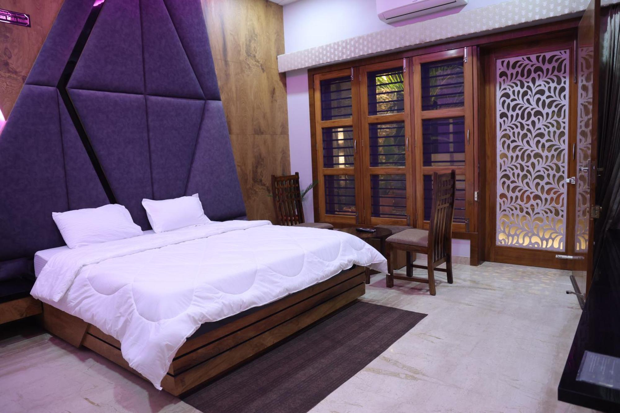 Ringas Amritam Palace A Luxury Ac Home Stay מראה חיצוני תמונה